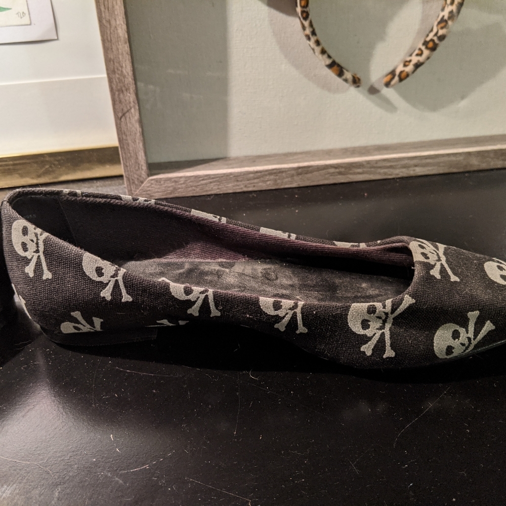 Skeleton Pattern Flats - image 4